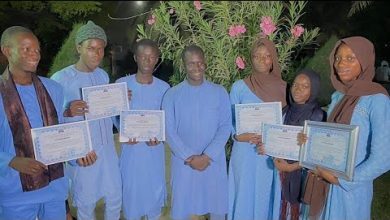 Réaction des stagiaires après la cérémonie de remise de diplôme Communication wilaya jeune Touba